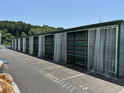 三重県伊賀市　自動車部品工場金型棚カーテン